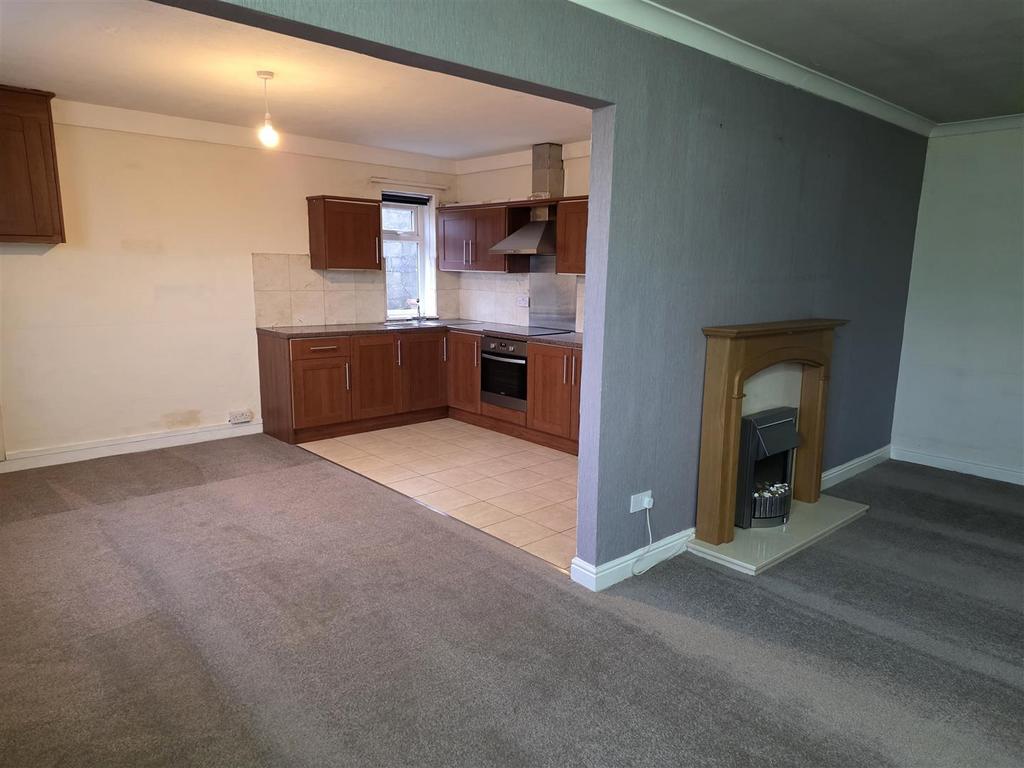 Open plan living/ dining room