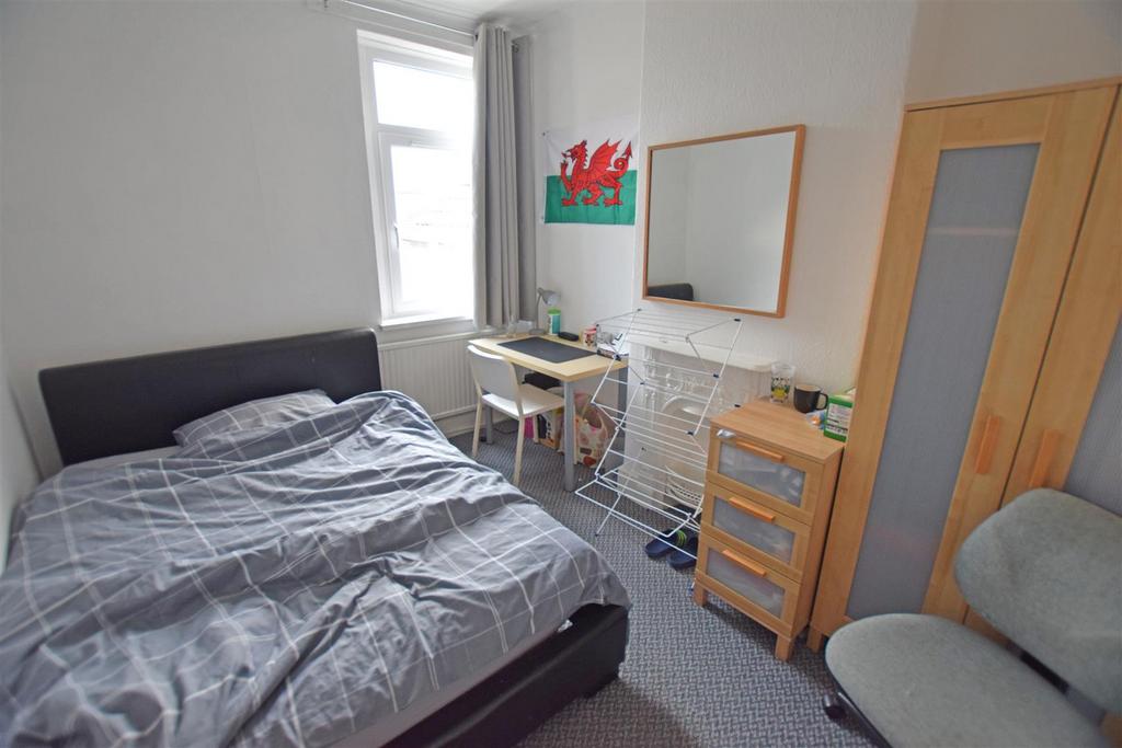 Bedroom3.jpg
