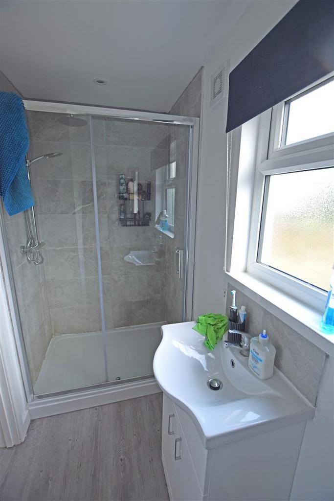 Shower room.jpg