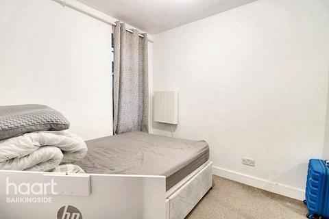 1 bedroom flat for sale, Lowe Close, Chigwell