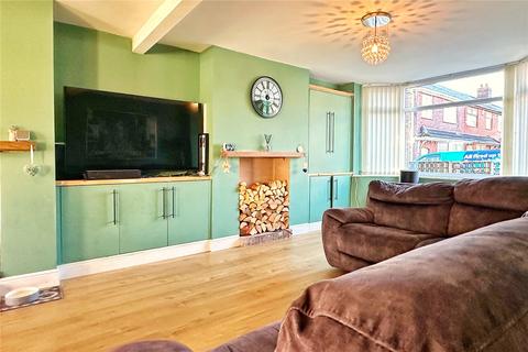 3 bedroom townhouse for sale, Kelsall Drive, Droylsden, Manchester, Greater Manchester, M43