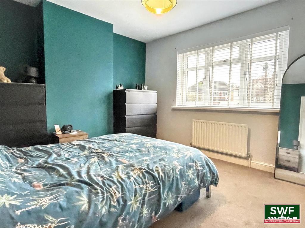 Bedroom1.jpg