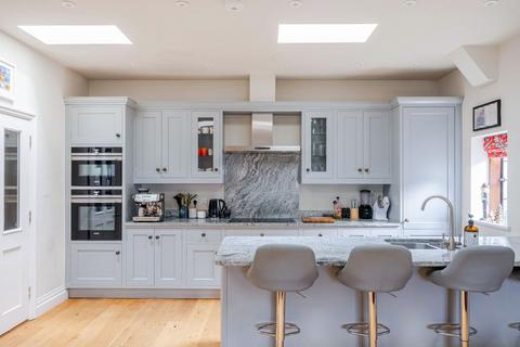 2 bedroom apartment for sale, Kings Drive, Midhurst, GU29
