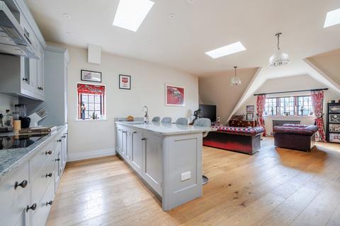 2 bedroom apartment for sale, Kings Drive, Midhurst, GU29
