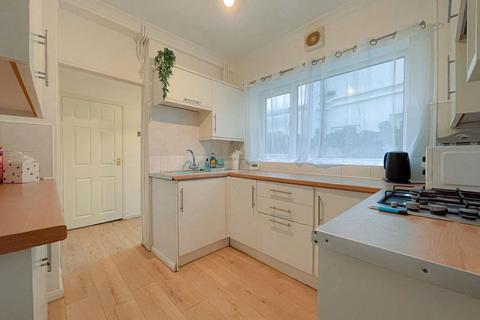 3 bedroom terraced house for sale, Treharris Street, Cardiff CF24