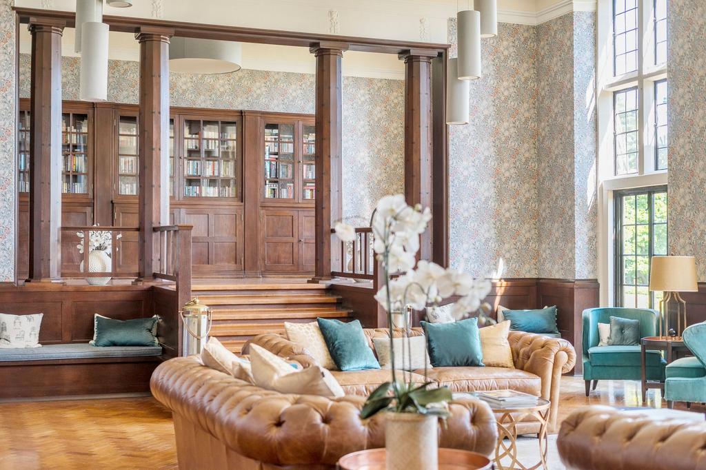 Communal Reading Room