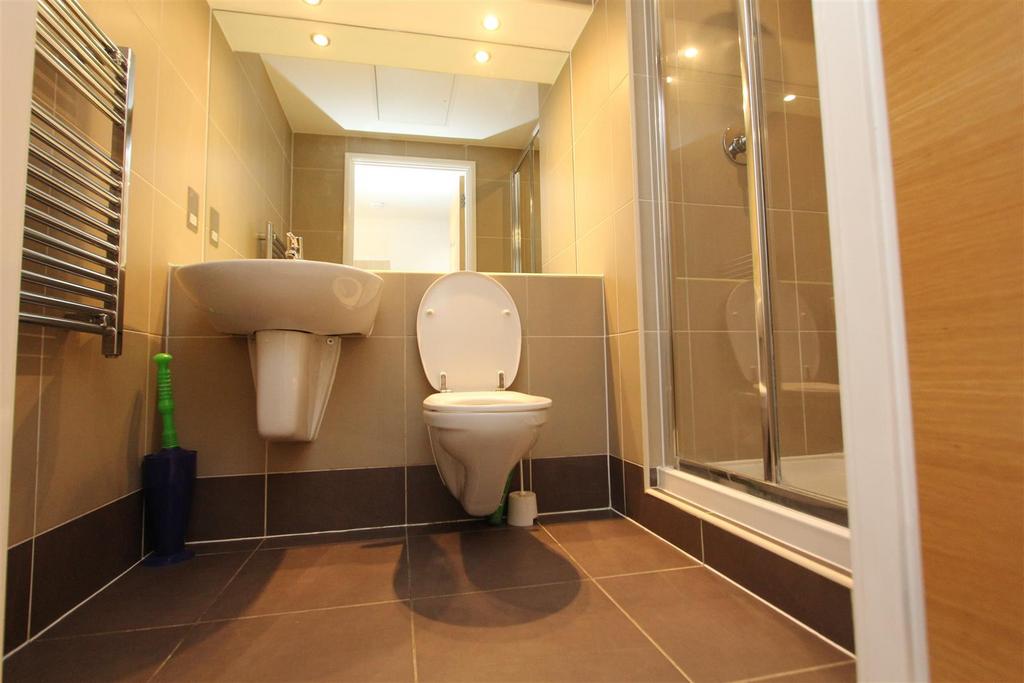Shower room.JPG