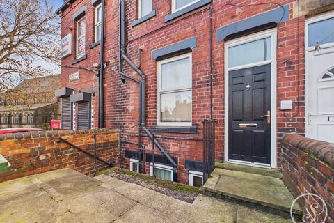 1 bedroom flat for sale - Back Highthorne Street, Armley, Leeds