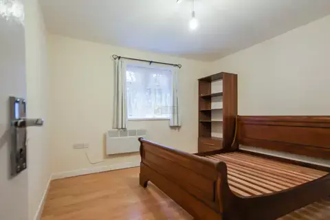 2 bedroom terraced house to rent, Pershore Road, Stirchley B30