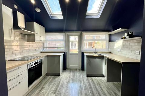 1 bedroom flat to rent, Oriel Road, Portsmouth