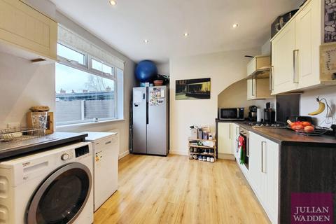 2 bedroom semi-detached house for sale, The Quadrant, Offerton, Stockport, SK1