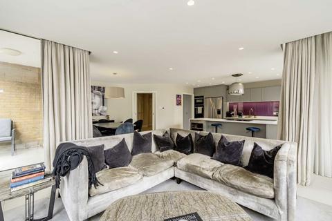 2 bedroom flat for sale, The Quadrangle, London SW10