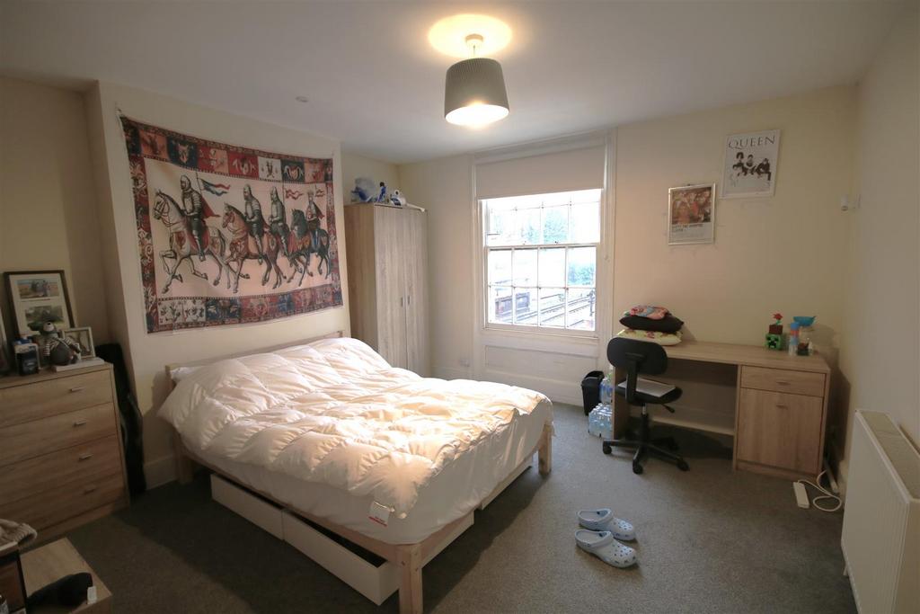 Bedroom 2a.JPG