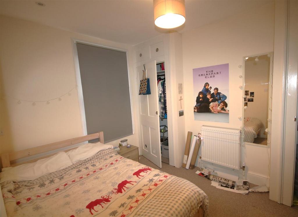 Bedroom 3a.JPG