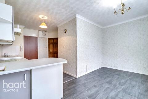 2 bedroom semi-detached bungalow for sale, Bel Air Chalet Estate, Clacton-On-Sea