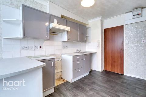 2 bedroom semi-detached bungalow for sale, Bel Air Chalet Estate, Clacton-On-Sea
