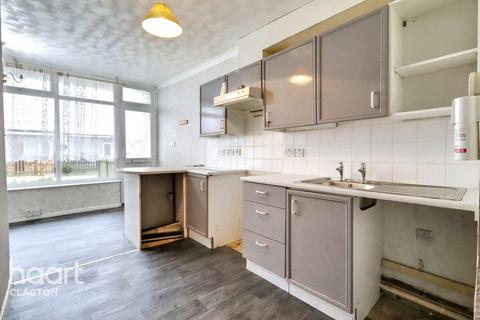 2 bedroom semi-detached bungalow for sale, Bel Air Chalet Estate, Clacton-On-Sea