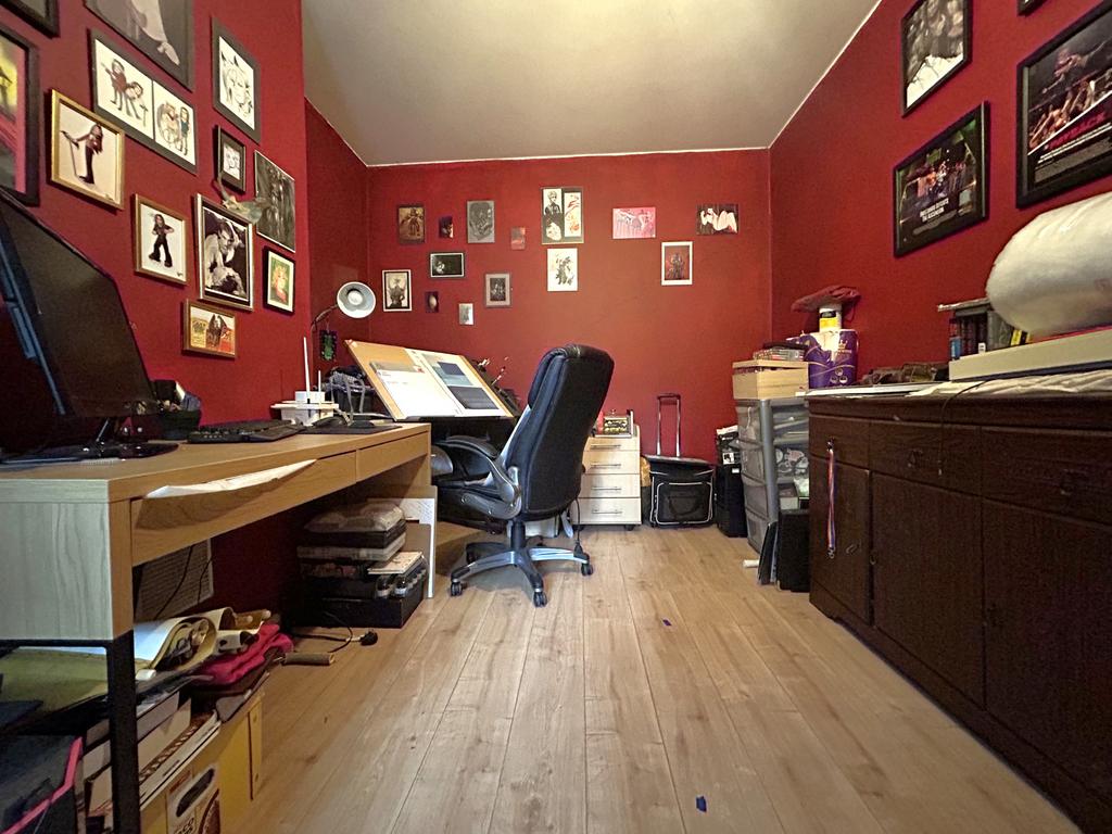 Image00010.jpeg
