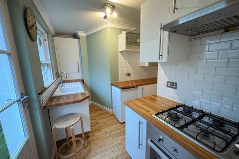 1 bedroom flat to rent, Melville Road, Hove BN3