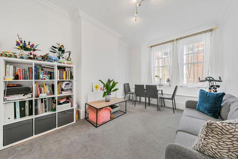 2 bedroom flat to rent, St. Johns Wood High Street, London, NW8