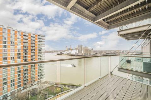 2 bedroom flat for sale, Fairmont Avenue, London E14