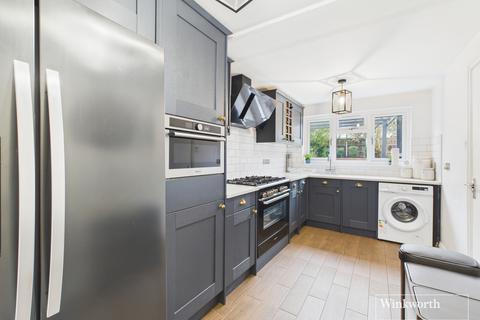 4 bedroom semi-detached house for sale, Church Lane, London NW9