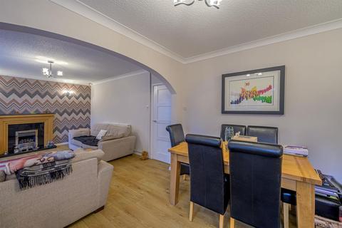 undefined, Barnett Close, Kingswinford, DY6 9PW