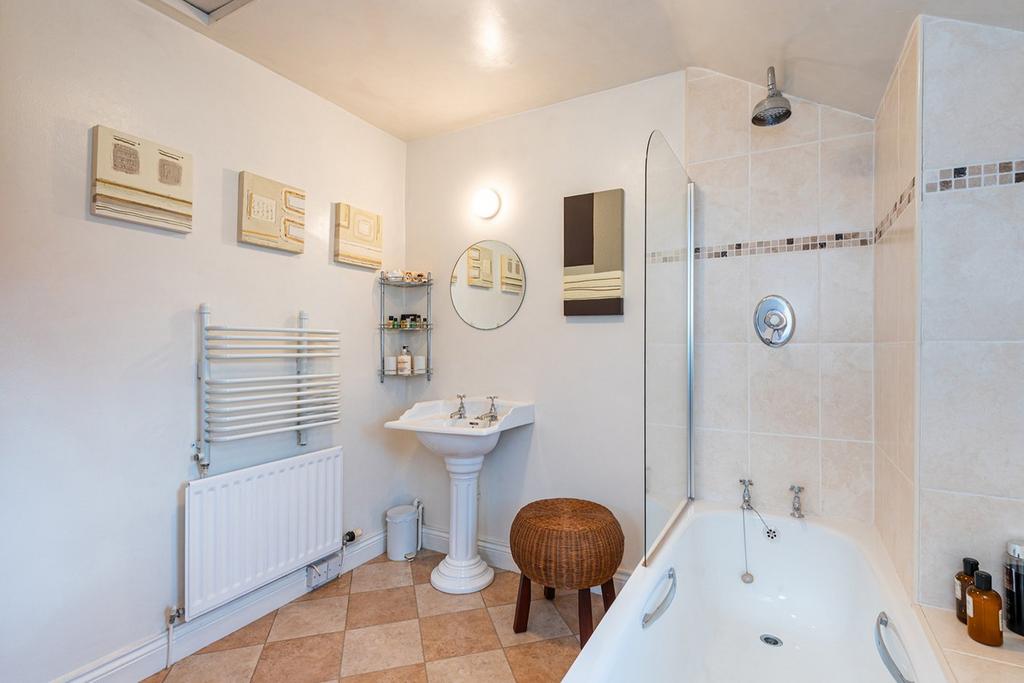 Bathroom 2