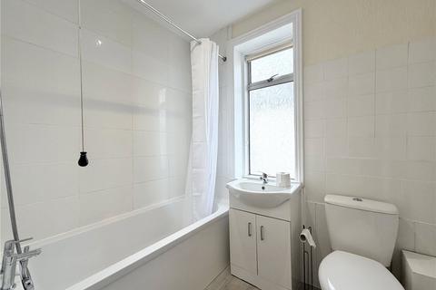 3 bedroom semi-detached house to rent, Shirley Road, Bournemouth, BH9