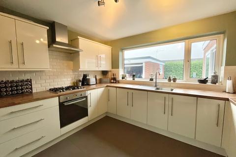 3 bedroom detached house for sale, Woburn Close, Stoke-On-Trent, ST4