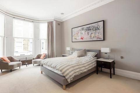 2 bedroom flat for sale, Campden Hill Gardens, London, W8