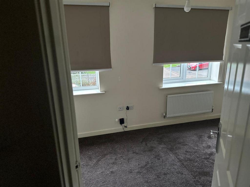 Master bedroom .jpeg