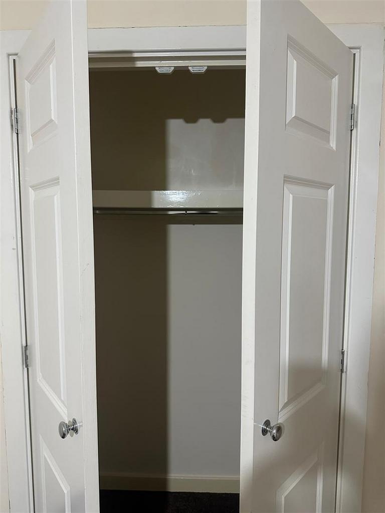 Built in wardrobe MB.jpeg