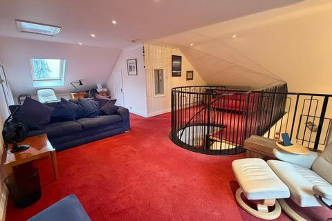 2 bedroom apartment for sale, Woodbridge Drive, CAMBERLEY GU15
