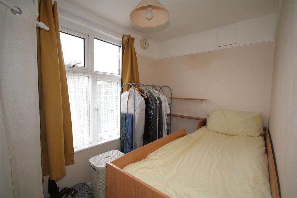 Bedroom 4.JPG