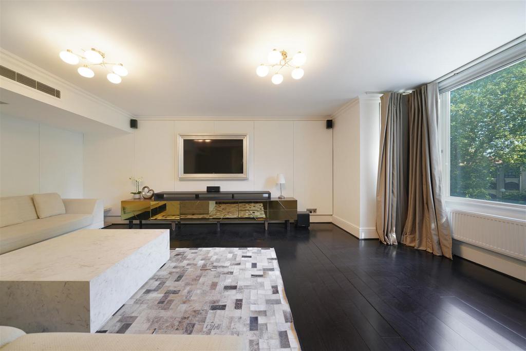 Flat 4, Crown Court - Tdy MHBDCawy Hqe2o2r Vx.jpg