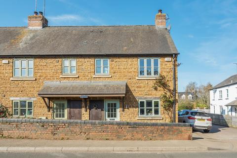 Bloxham Court, Bloxham, OX15