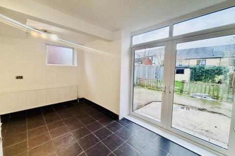 3 bedroom house to rent, Benson Gardens, West Yorkshire LS12