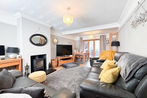6 bedroom semi-detached house for sale, Hill Crest, Bristol, BS4 2UN