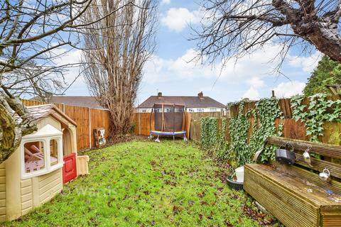 3 bedroom terraced house for sale, Lower Road, Maidstone, Kent