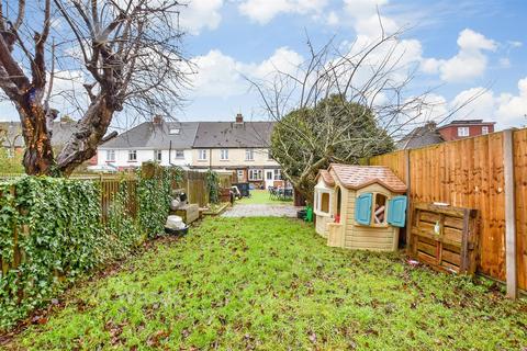 3 bedroom terraced house for sale, Lower Road, Maidstone, Kent