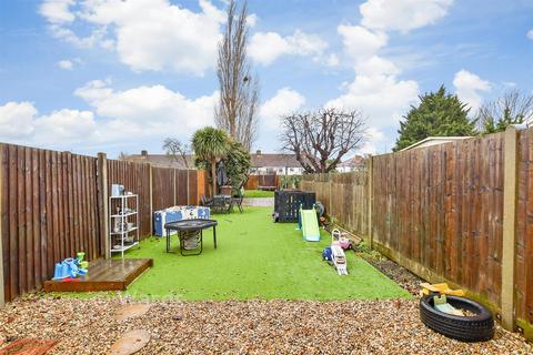 3 bedroom terraced house for sale, Lower Road, Maidstone, Kent