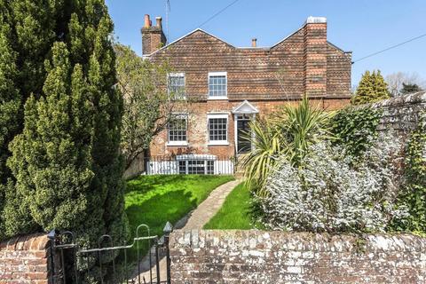 Tannery Lane, Bramley, GU5