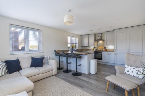 2 bedroom flat for sale, Phoenix Drive, Warsash SO31