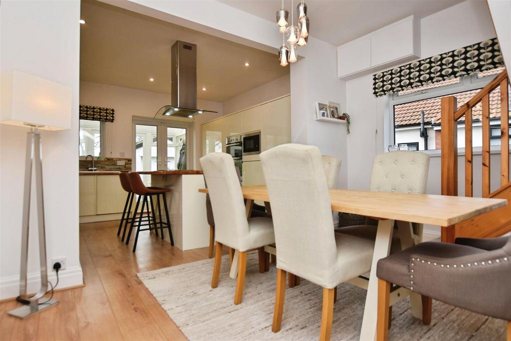 Open Plan Dining Kitchen