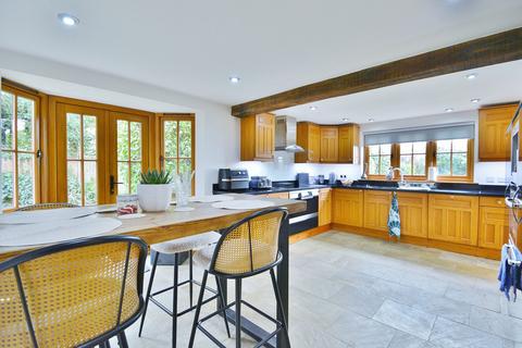 4 bedroom detached house for sale, High Street, Tetsworth