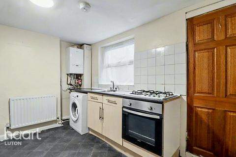 undefined, Cowper Street, Luton