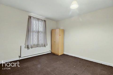 Cowper Street, Luton