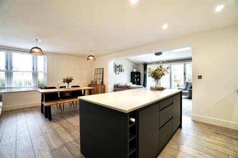 3 bedroom link detached house for sale, Strawberry Avenue, Lawford, Manningtree