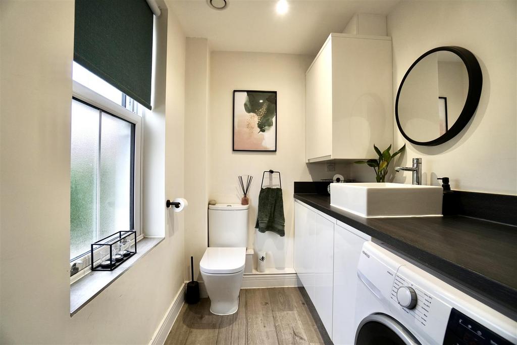 W/C - Utility room
